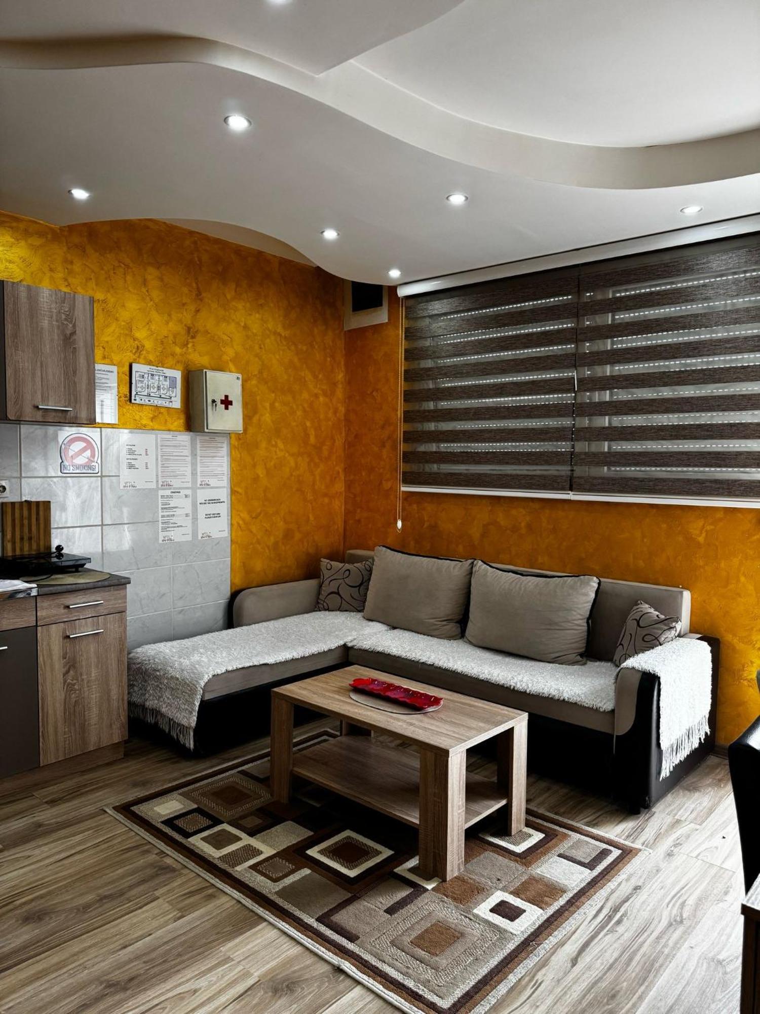 Apartments Vila Brzi & Beka ชาบาซ ภายนอก รูปภาพ